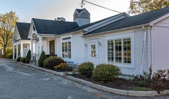 22 Kent Rd S, Cornwall, CT 06754
