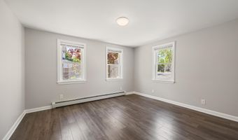 41 Parker St, Bangor, ME 04401
