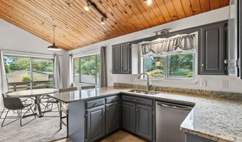 1179 N Main St, Ashland, OR 97520