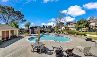6050 Henderson Dr 16, La Mesa, CA 91942