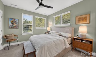 2951 Simpson Dr, Charlotte, NC 28205