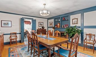 12 Lampercock Ln, Lincoln, RI 02865