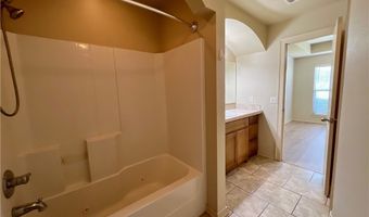 3202 Stoneway Ave, Bentonville, AR 72712