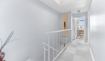 5720 Skyview Way E, Agoura Hills, CA 91301
