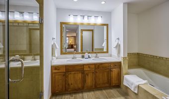 311 Offerson Rd 121, Beaver Creek, CO 81620