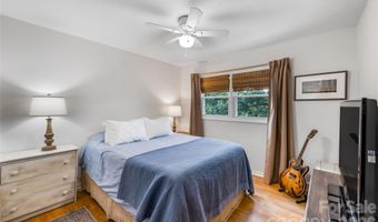 13 Rolling View Dr, Asheville, NC 28805