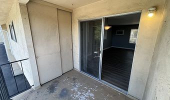 4800 Williamsburg Ln 216, La Mesa, CA 91942