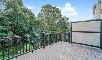 22 Edmund Way 22, Middletown, NJ 07748