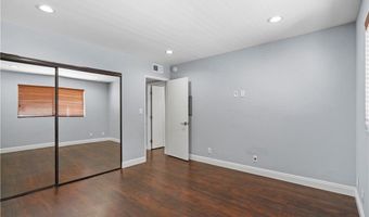 5414 Newcastle Ave 66, Encino, CA 91316