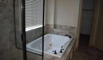 910 Redbird Ln, Allen, TX 75013