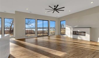 33668 Poverty Point Dr, Avon, MN 56310