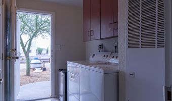 30660 S VAGABOND Trl, Congress, AZ 85332