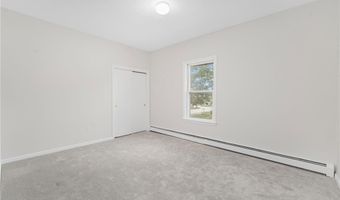91 Warren Ave, Cranston, RI 02920