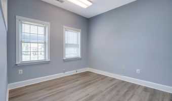 7361 MCWHORTER Pl 320, Annandale, VA 22003