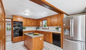 3 Indigo Rd, Barrington, RI 02806