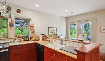 2473 Mt Hope Rd, Dodgeville, WI 53533