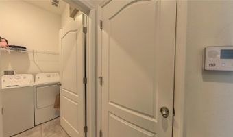902 GRAND HILLTOP Dr, Apopka, FL 32703