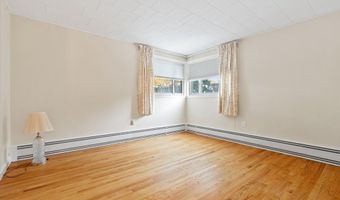 201 Clyde Rd, Bangor, ME 04401