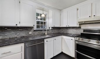 82 Princeton Ave, Coventry, RI 02816
