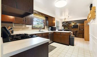 405 Inglenook Pl, Angola, IN 46703