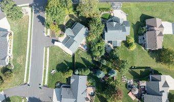 W6655 ELMVIEW Drive, Appleton, WI 54915