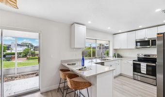 6521 BIMINI Ct, Apollo Beach, FL 33572