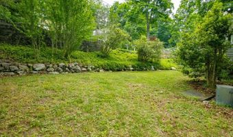 127 Cedar Dr, Andover, NJ 07860