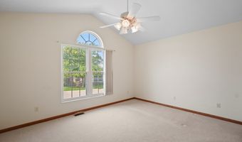 209 Greenbriar Ln, Dalton, OH 44618