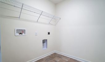 58 Cider Mill Dr, Ashville, OH 43103