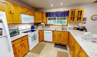 95835 MARTIN RANCH Rd, Brookings, OR 97415
