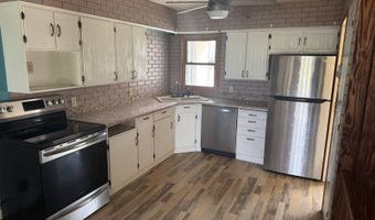 214 13th St W, Bottineau, ND 58318