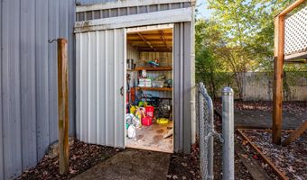 1800 NW GRANDVIEW Dr, Albany, OR 97321