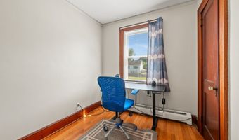 5 Wall St, Cromwell, CT 06416