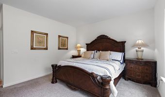 21 Aurora Cir, Barnegat, NJ 08005