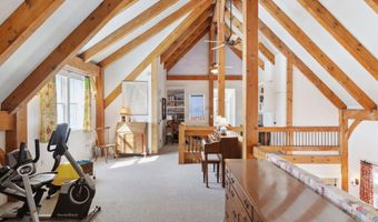 118 Gills Rd, Barnard, VT 05031