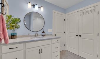22 Deer View Dr, Akron, NY 14001