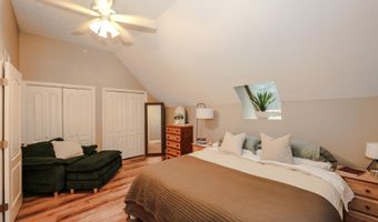 18 Suffolk Ct 159, Bedford, NH 03110