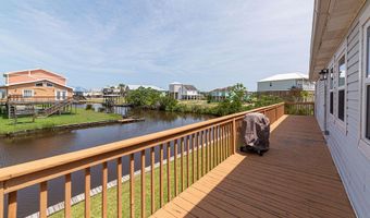 11088 Tahiti St, Bay St. Louis, MS 39520