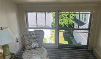 11 Harbor St, Jamestown, RI 02835