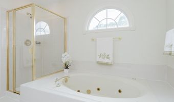 305 OVERVIEW Dr, Abingdon, MD 21009