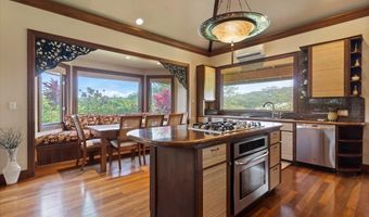 630 E Kuiaha Rd, Haiku, HI 96708