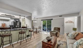 10237 INDEPENDENCE Dr, North Royalton, OH 44133