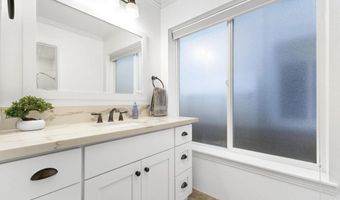 1118 S Pacific St Unit B, Oceanside, CA 92054