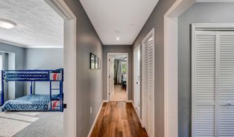 227 Valley View Dr, Albrightsville, PA 18210