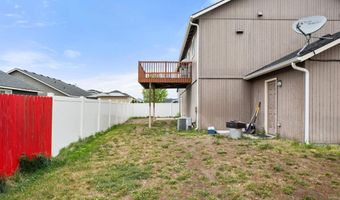 12417 W Pacific Ct, Airway Heights, WA 99001
