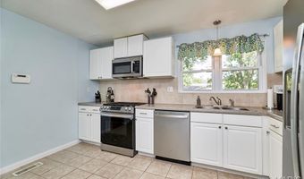 1211 Big Bend Rd, Ballwin, MO 63021