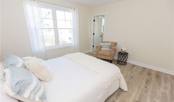 50 Rosemont Ave, Johnston, RI 02919