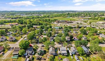 266 W Lincoln Rd, Alcoa, TN 37701