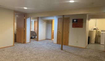 331 S 4th St, Akron, IA 51001