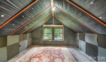 181 Courtland Pl, Asheville, NC 28801